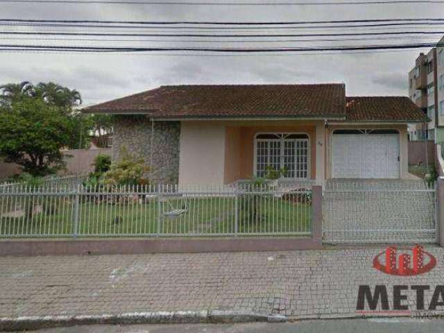 Casa com 3 dormitórios à venda, 140 m² por R$ 750.000,00 - Boa Vista - Joinville/SC