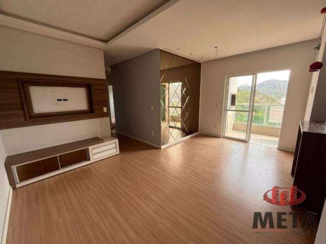 Apartamento com 3 dormitórios à venda, 82 m² por R$ 550.000,00 - Glória - Joinville/SC