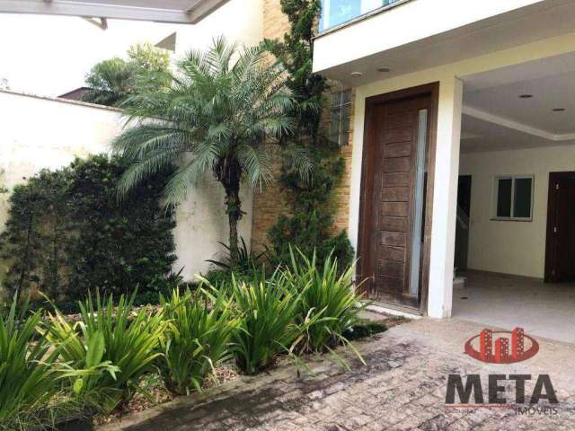 Casa com 3 dormitórios à venda, 210 m² por R$ 850.000,00 - Santa Catarina - Joinville/SC