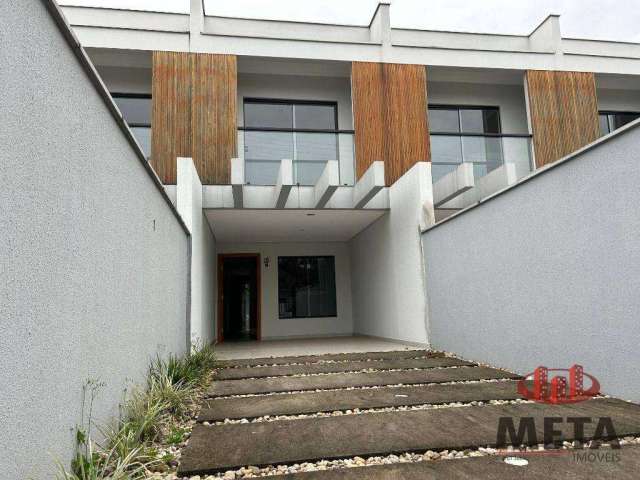 Sobrado com 3 dormitórios à venda, 109 m² por R$ 469.000,00 - Boa Vista - Joinville/SC