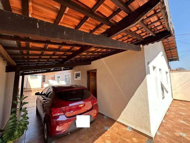 Casa para Venda em Pirassununga, Jardim Olímpio Felício, 2 dormitórios, 1 banheiro, 2 vagas