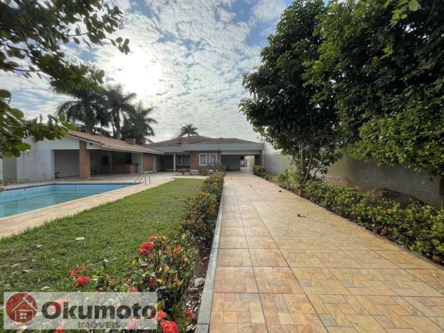 Casa para Venda em Pirassununga, Avenida Painguás, 4 dormitórios, 2 suítes, 4 banheiros, 10 vagas