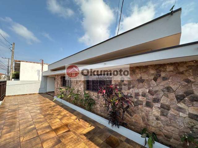 Casa para Venda em Pirassununga, Vila Santa Terezinha, 4 dormitórios, 1 suíte, 2 banheiros, 3 vagas