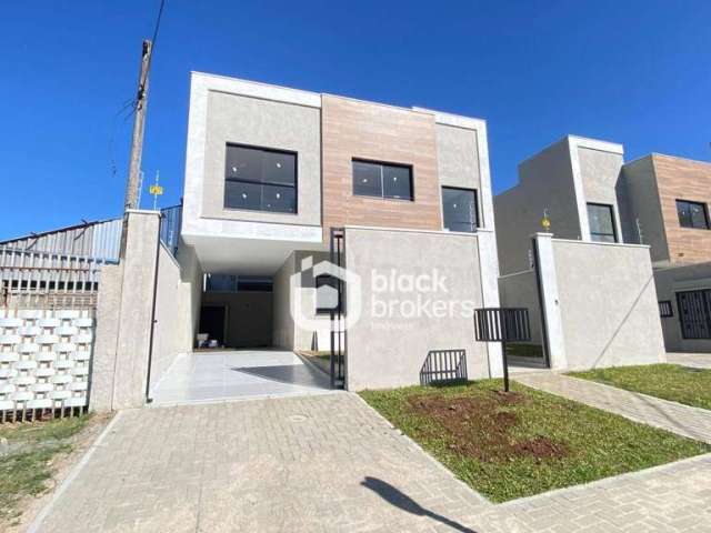 Sobrado Frente Pra Rua 3 Quartos à Venda, 121 m² por R$ 728.900,00 - Boqueirão - Curitiba/PR