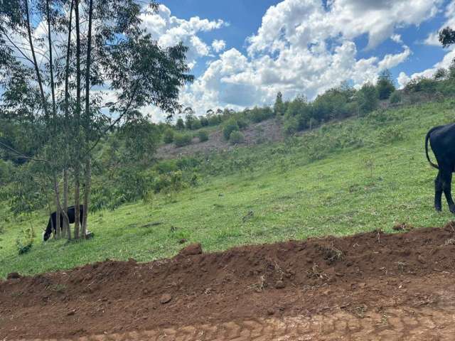 Terreno para chacara á venda com excelente localização em bairro rural