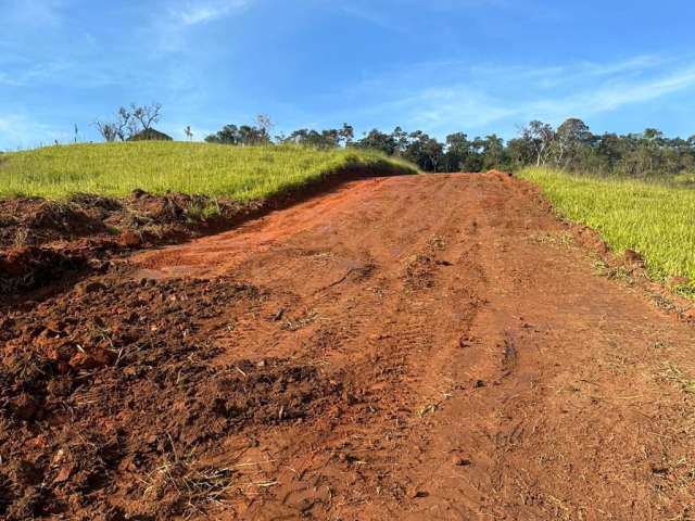 Vende-se terreno com excelente vista panoramica em área rural