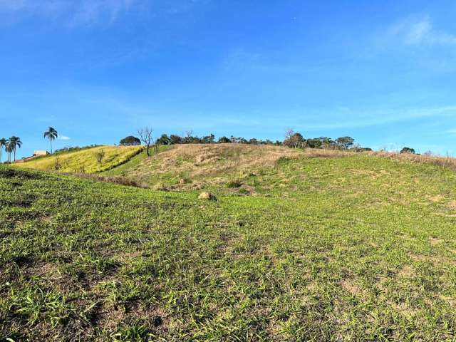 Lote á venda em área rural de arujá