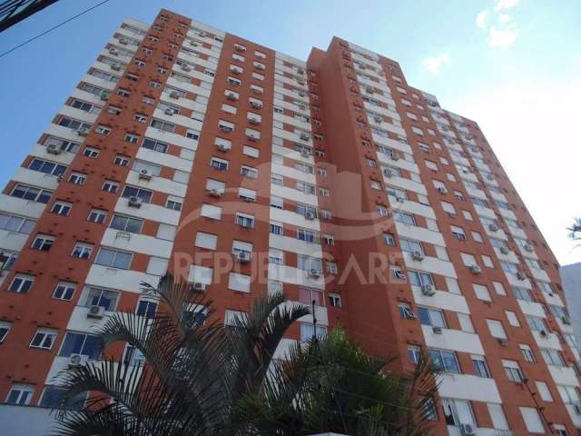 Apartamento 2 dormitórios, living eliving em 'L' com dois ambientes, cozinha mobilada com churrasqueira , banho social, água quente, área serviço separada, agua e gás individuais, 1 vaga  de