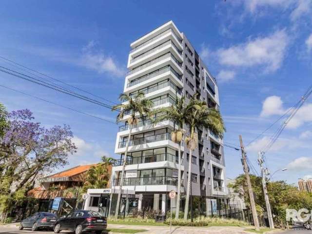 APARTAMENTO DUPLEX 2 SUÍTES + 2 VAGAS GAR.&lt;BR&gt;&lt;BR&gt;Duplex de 2 dormitórios também com 2 suítes e mais lavabo, todos imóveis com 2 vagas e churrasqueira. Prédio com área com fitness, brinque