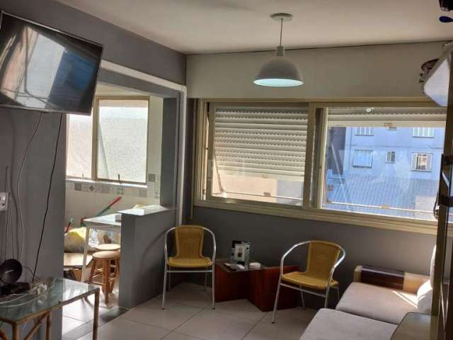 Apartamento com 1 quarto, no Centro Histórico, Porto Alegre/RS    &lt;BR&gt;       &lt;BR&gt;Localizado em uma área residencial tranquila, este apartamento de um dormitório oferece um espaço versátil 