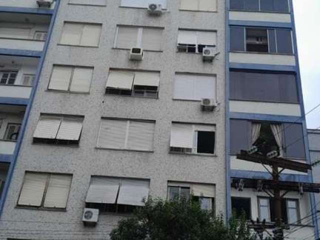 Excelente apartamento tipo Kitnet, na Cidade Baixa, com dormitório sala, cozinha e banheiro social.,bem arejado e ensolarado. Aceita FGTS e Financiamento. Localizado na José do Patrocínio, prédio com 