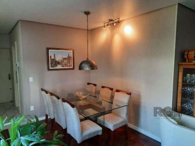 Excelente apartamento à venda localizado na Avenida Pinheiro Borda, no bairro Cristal em Porto Alegre. Este imóvel conta com área construída de 96m², oferecendo 2 quartos, sendo 1 suíte, 1 banheiro e 