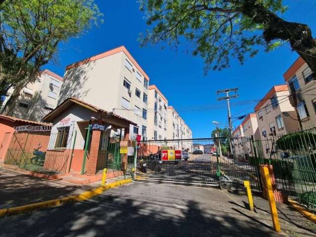 Apartamento de 1 dormitório, bem ventilado, banheiro, sala, cozinha e área de serviço. Condomínio fechado conta co portaria, salão de festas com churrasqueira e fogão a lenha, pista de skate, pracinha