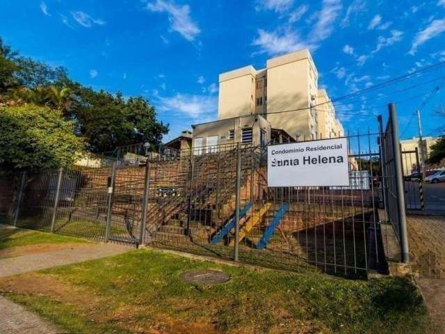 Ótimo apartamento à venda na Rua Intendente Alfredo Azevedo, com 2 quartos arejados,     1 banheiro social, cozinha, sala de estar, playground, quadra de esportes e salão de festas. &lt;BR&gt;Localiza