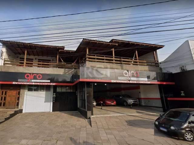 Cobertura com 456m² de área privativa, possui living 2 ambientes com lavabo,  3 dormitórios, sendo 1 suíte master com closet e terraço, 3 banheiros sociais, cozinha, lavanderia, ampla sacada na frente