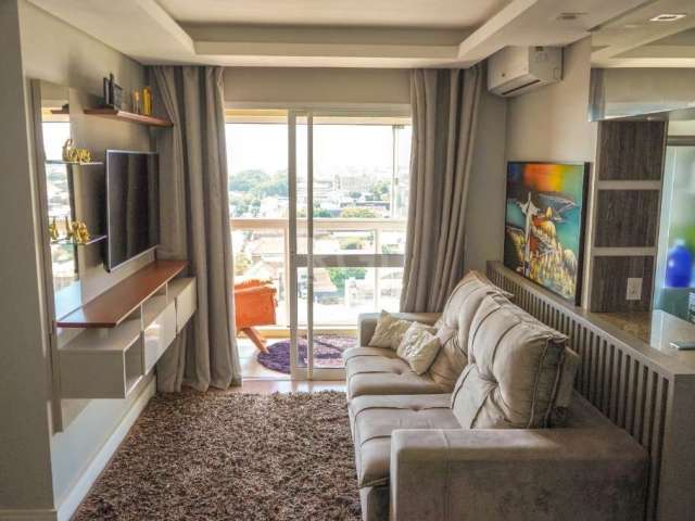 Lindo apartamento no Rossi Fiateci&lt;BR&gt;&lt;BR&gt;Imóvel de 2 dormitórios em andar alto, banheiro social.&lt;BR&gt;Sacada com uma linda vista, sol leste/norte. Vaga escriturada e uma infraestrutur