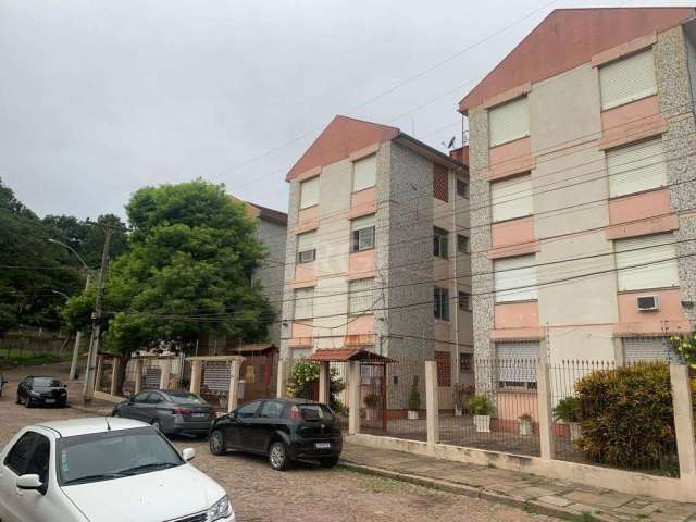 Apartamento 3 dormitórios, precisa de reforma, ideal para uso ou investimento.  Edifício com salão de festas ,pracinha, cancha de futebol e estacionamento rotativo.,