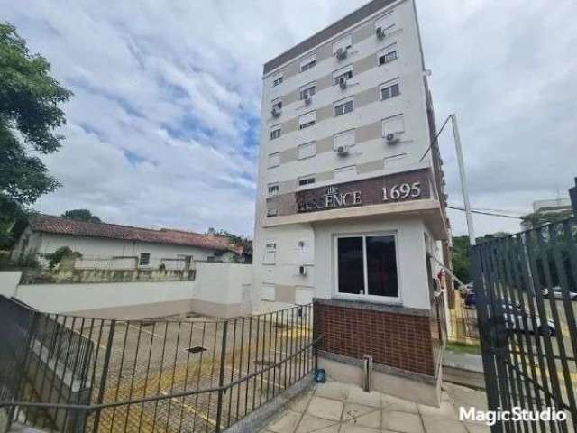 Apartamento  com  2 dormitórios, cozinha americana, Banheiro social, gás central, 1 vaga.  Condomínio enxuto, com portaria 24hs, salão de festas e playground.  As torres tem 2 elevadores cada, tudo em