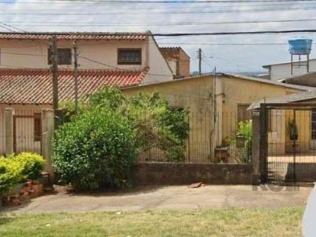 Casa 3 dormitórios, 1 vaga de garagem, bairro Morro Santana, Porto Alegre/RS    &lt;BR&gt; &lt;BR&gt;Casa a venda no bairro Alto Petrópolis, composta de living, cozinha, área de serviço, três dormitór