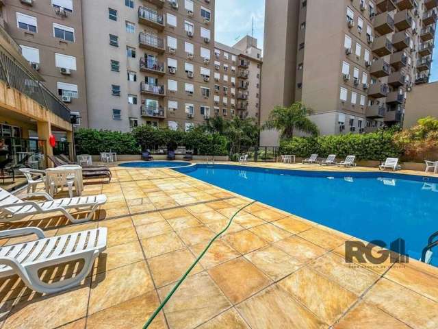 Apartamento 3 dormitórios, 1 suíte, 1 vaga de garagem, no bairro Camaquã, Porto Alegre-RS    &lt;BR&gt;   &lt;BR&gt;Excelente apartamento de 03 dormitórios, sendo uma suíte, muito bem localizado no ba