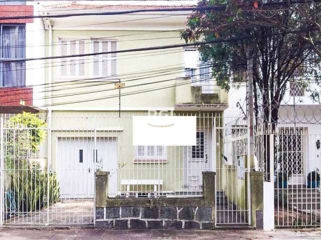 EXCLUSIVIDADE !!!!! TERRENO/CASA/SOBRADO 3 DORMITÓRIOS, 2  VAGAS  NO BAIRRO HIGIENÓPOLIS EM PORTO ALEGRE.&lt;BR&gt;Oportunidade única! Imóvel para reformar! Só R$ 549.900,00, em localização privilegia