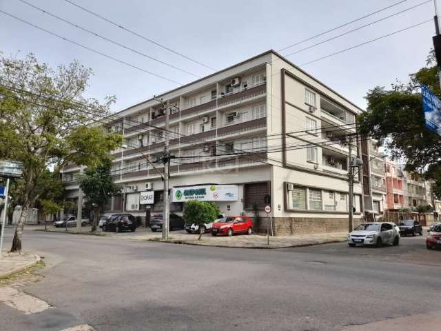 APARTAMENTO 3 DORMITÓRIOS SÃO GERALDO&lt;BR&gt;Excelente apartamento amplo com 102m², 3 dorm, 2 banheiros, peças amplas, pé direito alto, sala 2 ambientes, com sacada, muito arejado, com ventilação em