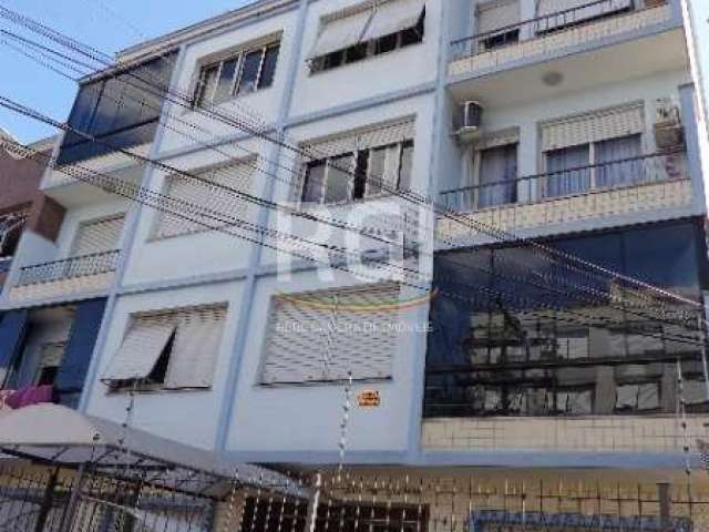 Vende-se apartamento no bairro Santa Cecília, com dois (2) dormitório, living em dois (2) ambientes, piso parquet, copa e cozinha, banheiro social, área de serviço, despensa, banho auxiliar e é ensola