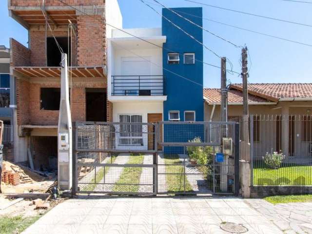 Excelente casa de alvenaria no bairro Espírito Santo!&lt;BR&gt;Possuí três pavimentos. &lt;BR&gt;No inferior: Tem lavanderia, churrasqueira, espaço para cozinha, depósito e pátio.&lt;BR&gt;No térreo: 