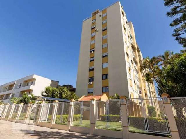 Apartamento 1 dormitório , cozinha, banheiro ,bem localizado, fácil acesso ao transporte público, academias, farmácias, mercado, escolas e a 5 minutos do aeroporto. Rua tranquila, prédio com portaria 