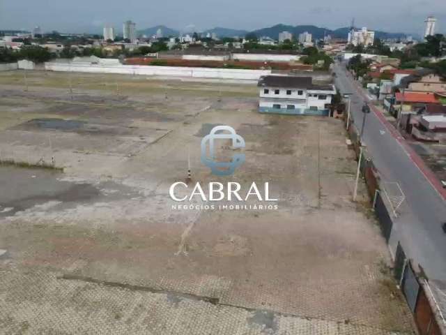 Terreno comercial para alugar no São João, Itajaí  por R$ 44.000