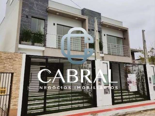 Casa com 3 quartos à venda no São João, Itajaí  por R$ 960.000