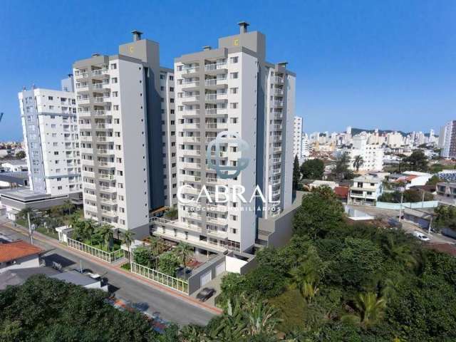 Apartamento com 2 quartos à venda no São João, Itajaí  por R$ 650.000