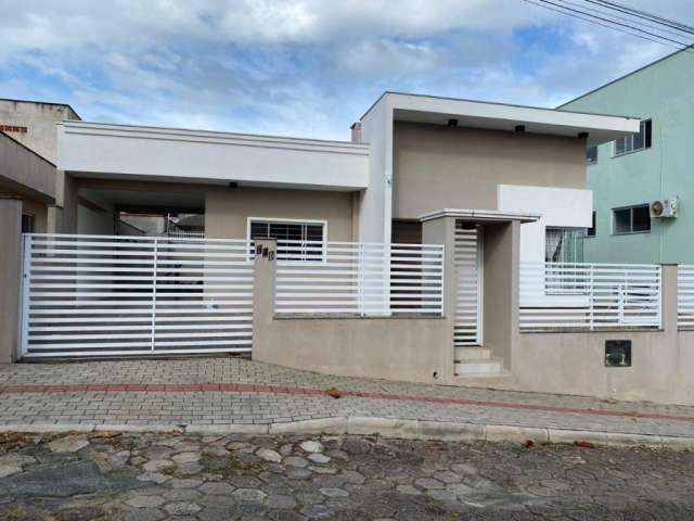 Casa com 2 quartos à venda na Rua Manoel Agostinho da Silva, 219, Centro, Barra Velha por R$ 780.000