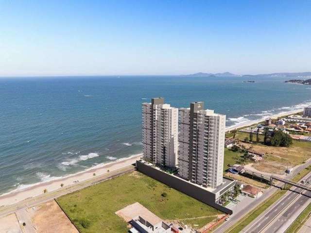 Apartamento com 2 quartos - Empreendimento frente mar