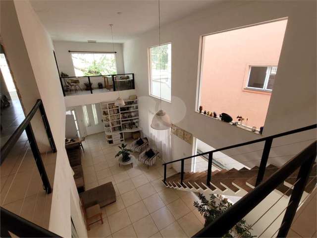 Casa com 4 quartos à venda em City América - SP