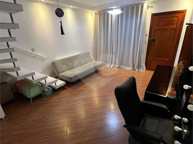 Casa de vila com 2 quartos à venda em Jaraguá - SP