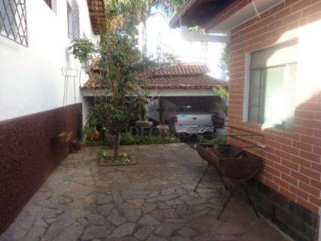 Casa à venda, 4 quartos, 2 suítes, 3 vagas, Serra - Belo Horizonte/MG