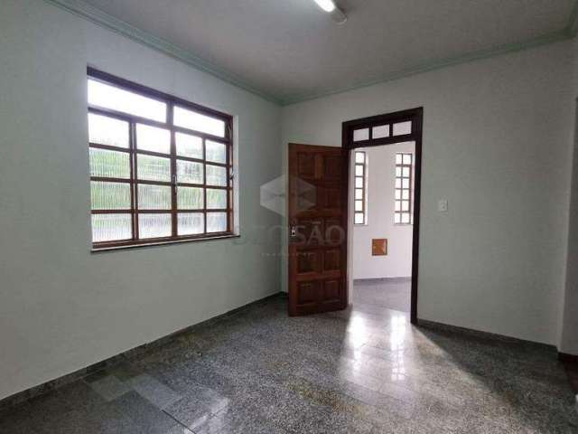 Casa para aluguel, 4 quartos, 1 suíte, 2 vagas, Floresta - Belo Horizonte/MG