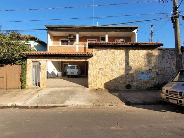 Ótima Casa à Venda - 5 Quartos - Taquaral - Campinas/SP