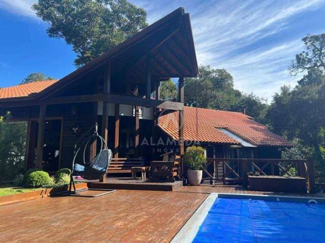 Casa com 7 dormitórios à venda, 362 m² por R$ 1.600.000,00 - Villágio - Gramado/RS