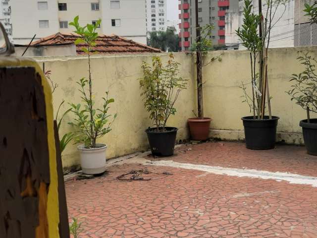 Sobrado para venda tem 265 metros quadrados com 4 quartos em Real Parque - São Paulo - SP