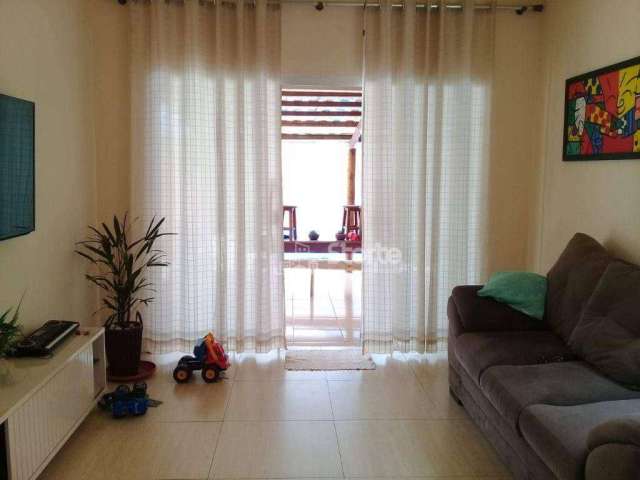 Excelente casa com 3 dormitórios à venda, 160m² por R$ 600.000 - Santa Mônica - Uberlândia/MG