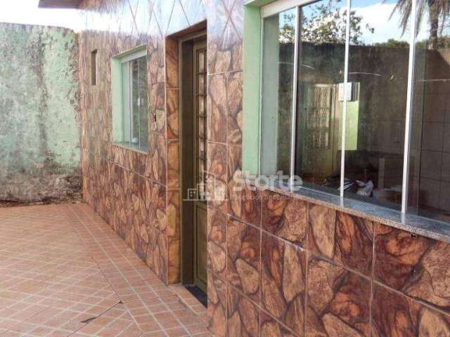 Casa com 3 dormitórios à venda, 120 m² por R$ 380.000,00 - Aclimação - Uberlândia/MG