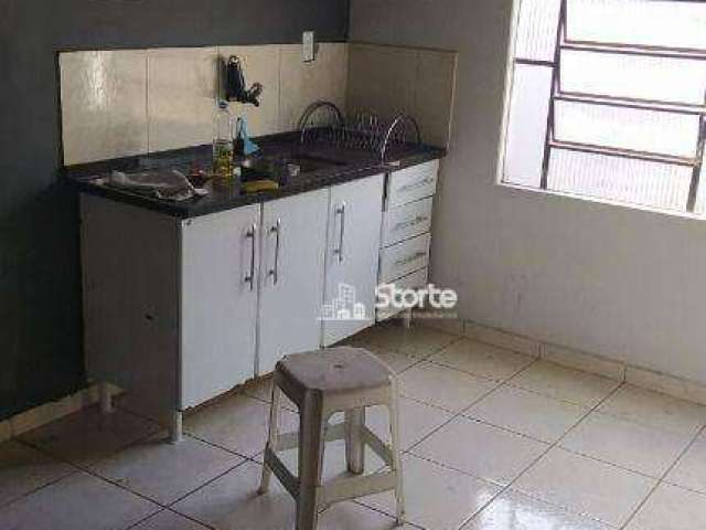 Casa com 3 dormitórios à venda, 170 m² por R$ 787.500 - Cazeca - Uberlândia/MG