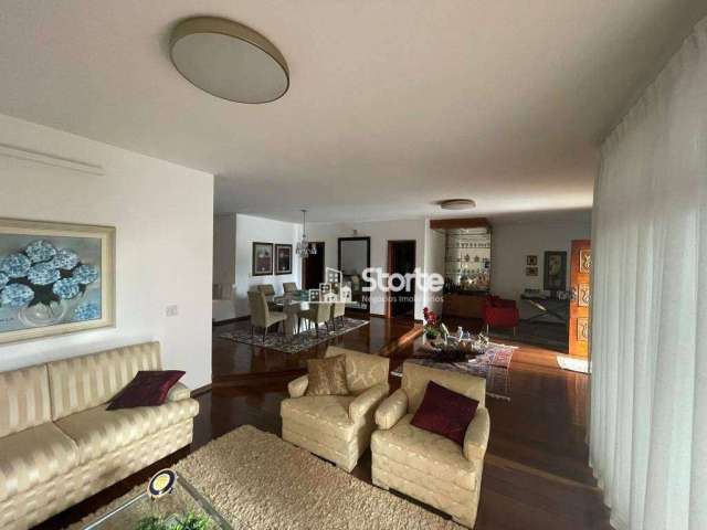 Casa estilo sobrado com 5 dormitórios à venda, 305m² por R$ 1.500.000 - Morada da Colina - Uberlândia/MG