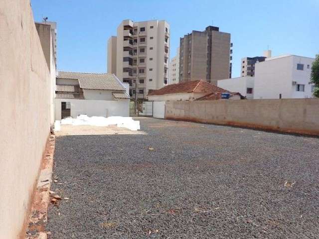 Terreno à venda, 701m² por R$ 2.100.000 - Martins - Uberlândia/MG