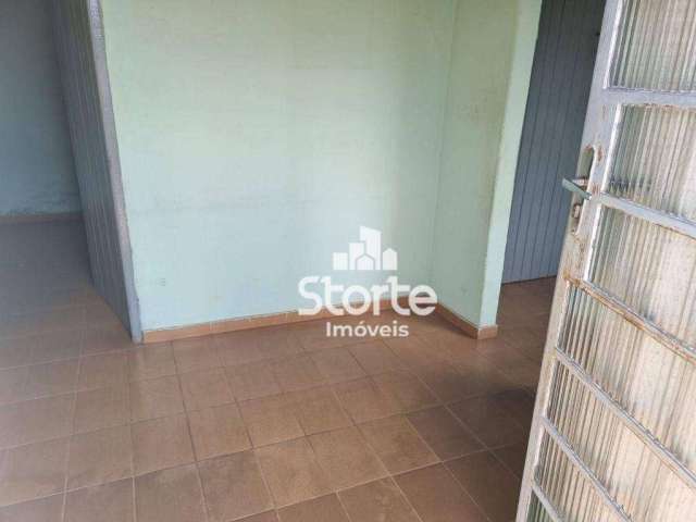 Casa com 2 dormitórios à venda, 150 m² por R$ 295.000,00 - Marta Helena - Uberlândia/MG