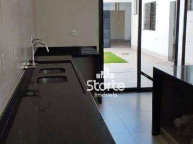 Excelente Casa com 3 suítes à venda, 210 m² por R$ 1.650.000 - Vigilato Pereira - Uberlândia/MG