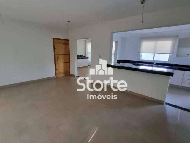 Cobertura com 3 dormitórios à venda, 256 m² por R$ 1.150.000,00 - Patrimônio - Uberlândia/MG