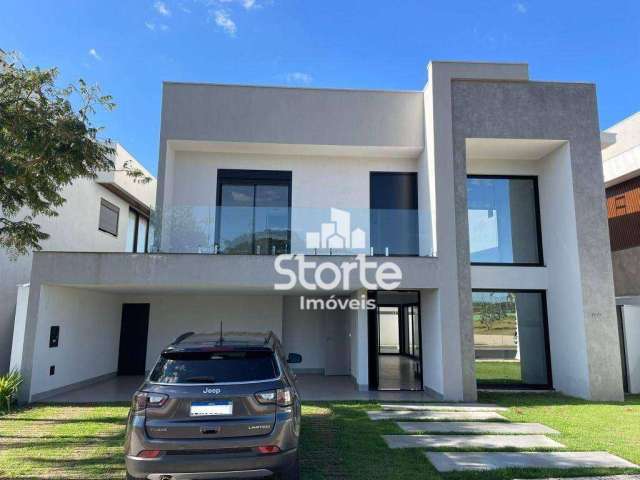 Sobrado alto padrão com 04 suítes à venda, 331m² por R$ 3.350.000 - Condomínio Jardim Versailles - Uberlândia/MG